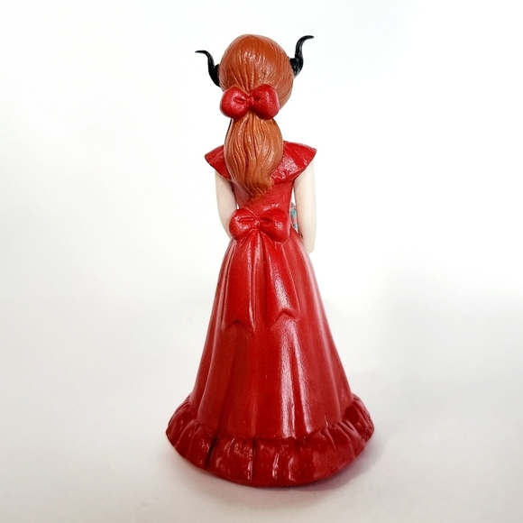 Chappell Roan My Kink Is Karma Inspired Figurine - Picture 4 of 8